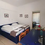 Filoxenia Apartments & Studios