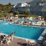 Filoxenia Apartments & Studios