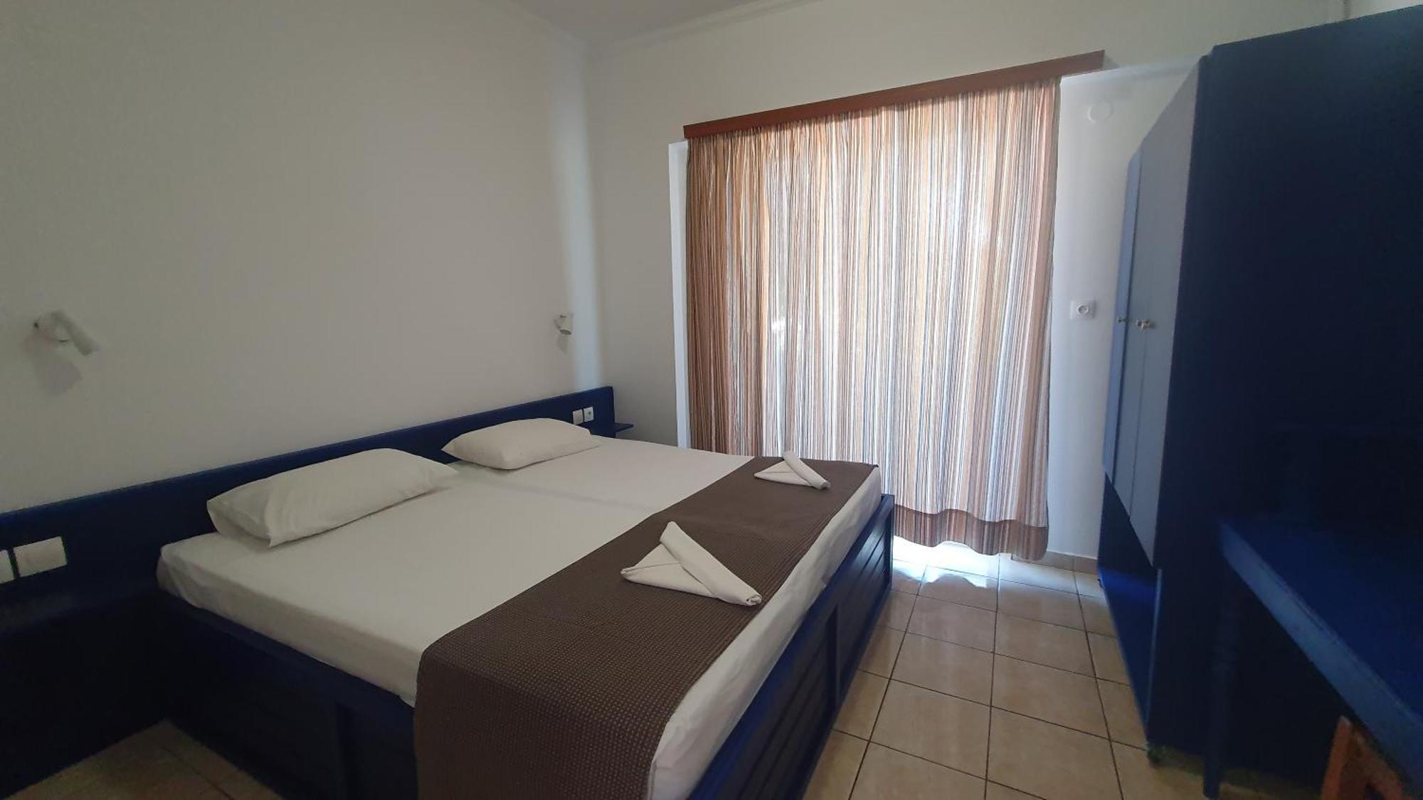 Aparthotel Filoxenia &